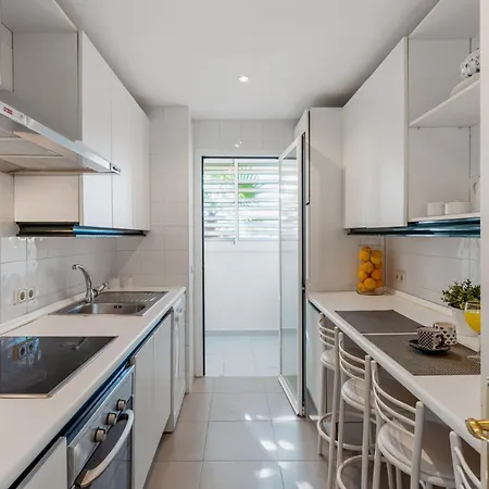 Marina Banus, Centrico Apartamento *